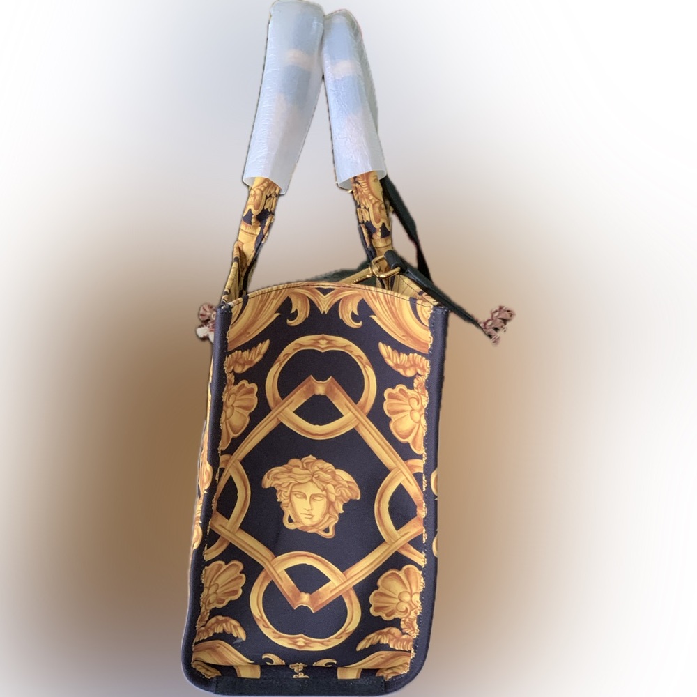 Versace Signature Print Brand New Large Canvas Tote.
MSRP $1,895 - Picture 6 of 8